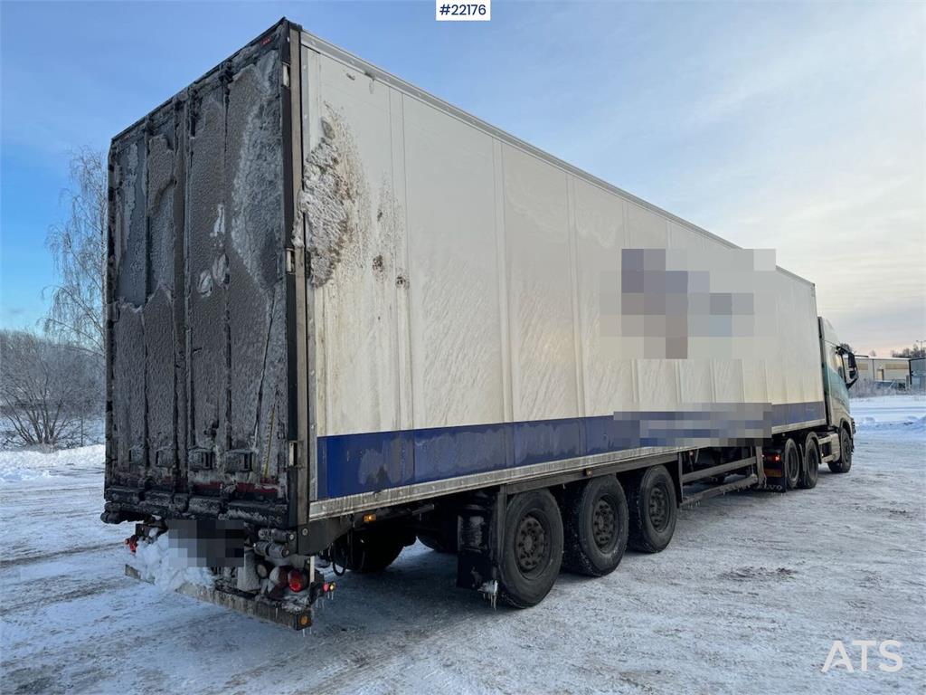 Schmitz Cargobull box semi-trailer with Thermo King unit – only 2,97 2018 22176 Schmitz Cargobull box semi-trailer with Th...