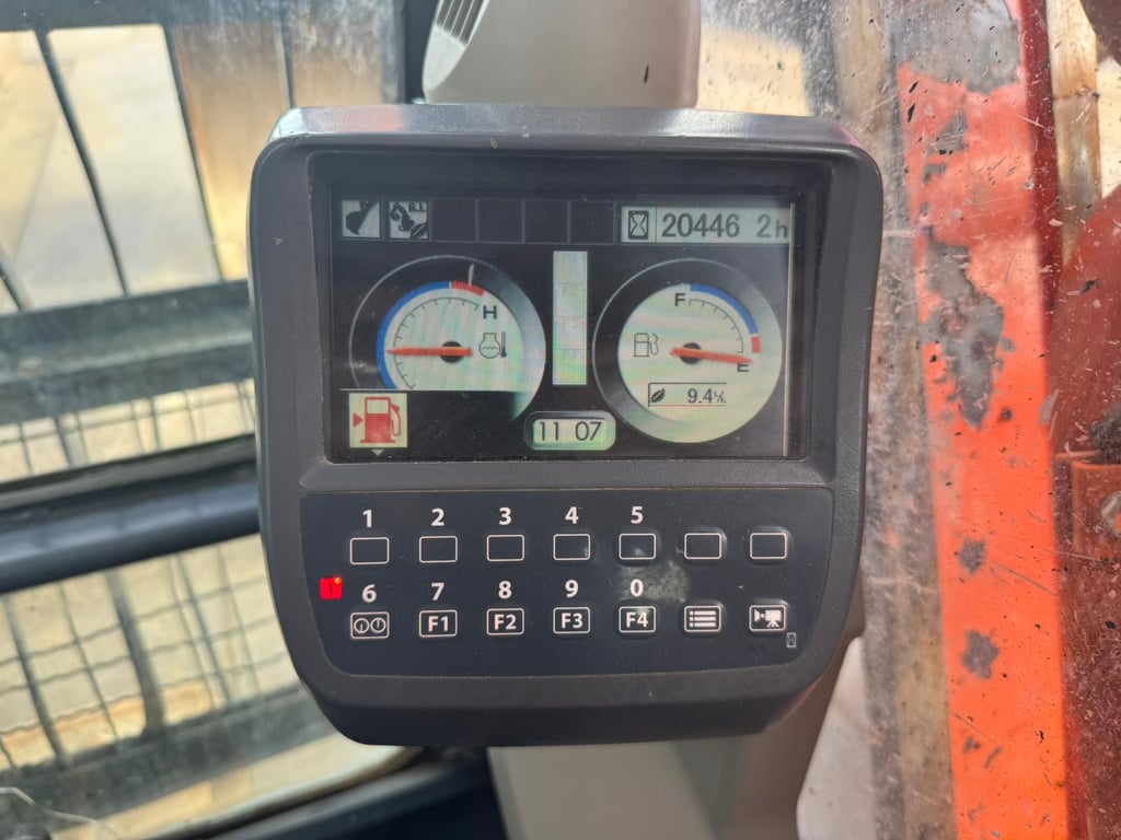 Hitachi ZX670LCH-3 2011 00033629 ZX670LCH-3 2011 1 image 11