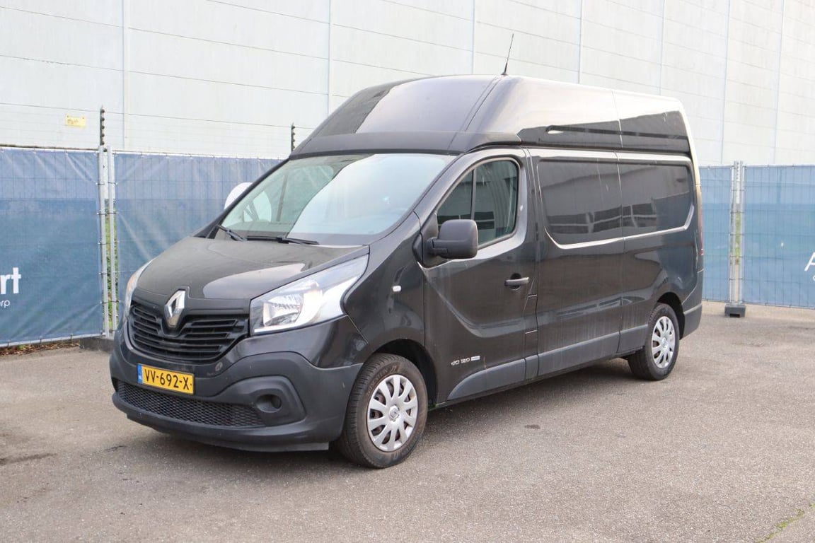Renault Trafic Diesel 2016 Van 2016 Renault Trafic 2016 1 image 9