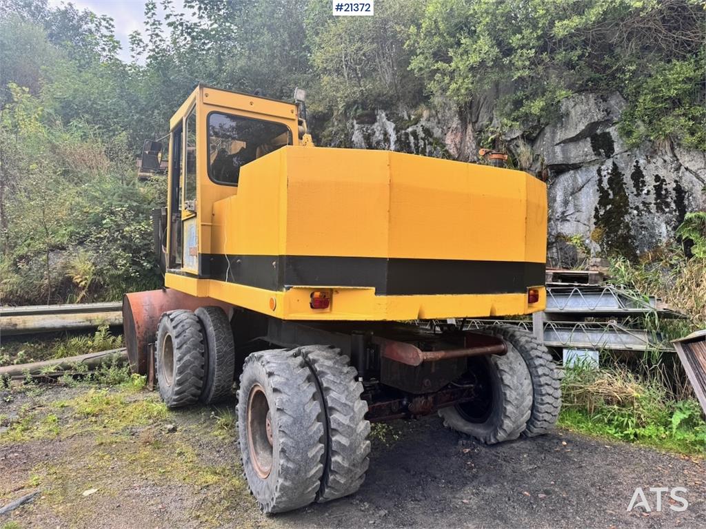 CAT 212B 1994 21372 212B 1994 1 Wheeled Excavators image 3