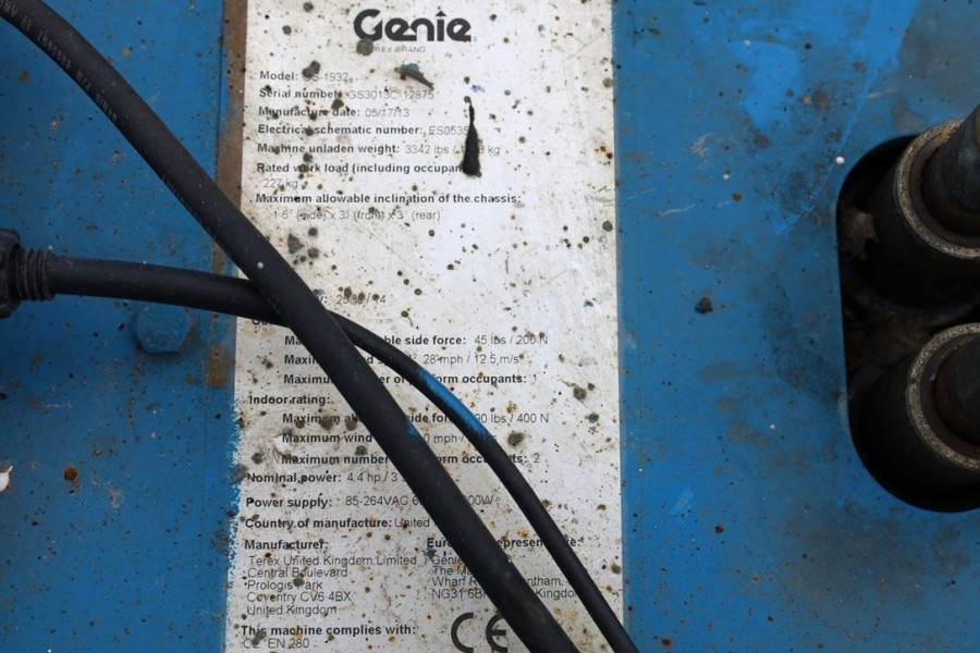 Genie GS1932 Electric, Working Height 7.8 m, 227kg Capac 2013 GENIE - GS1932 - 90011 GS1932 Electric, Working Height 7.8 m...