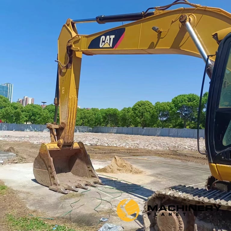 329D Caterpillar Used Crawler Excavator 29tons LOW PRICE 329D 2020 1 Crawler Excavators image 6