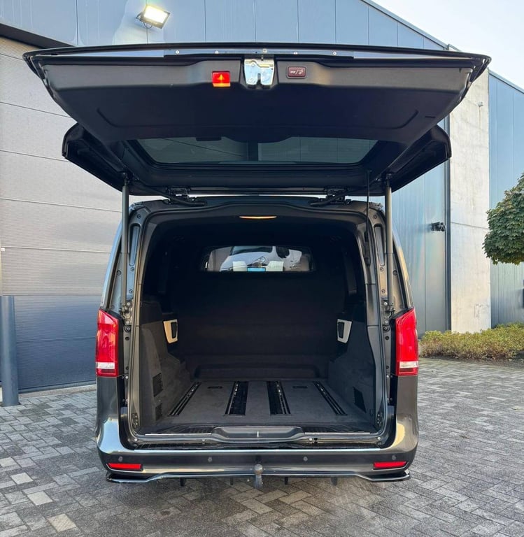 Mercedes-Benz V300 d Automatic business class AMG pack Diesel 2023 2023 V-Klasse (W447) _ V300 d Automatic AMG-pack 2023 1...
