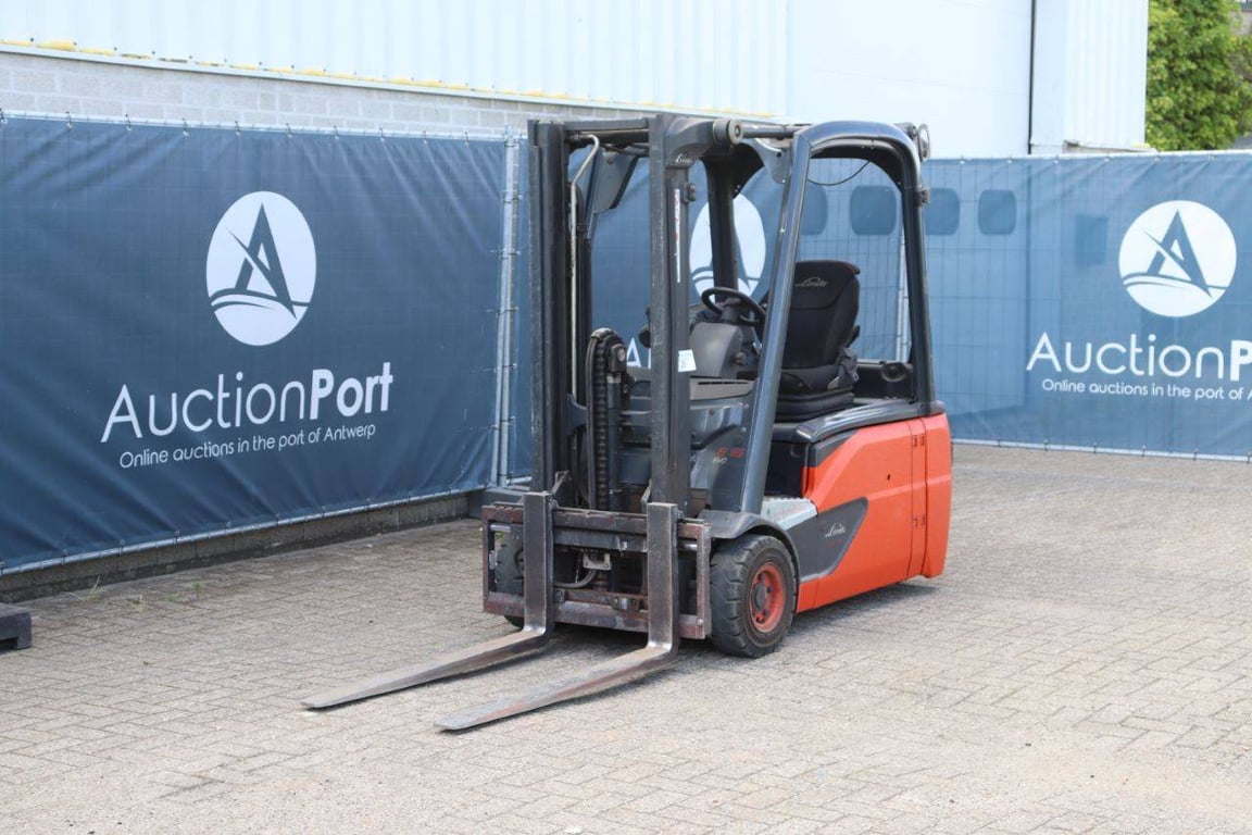 Forklift Linde E16L-02 Electric 1600kg 2.84m 2020 2020 E16L-02 2020 1 Forklift image 9
