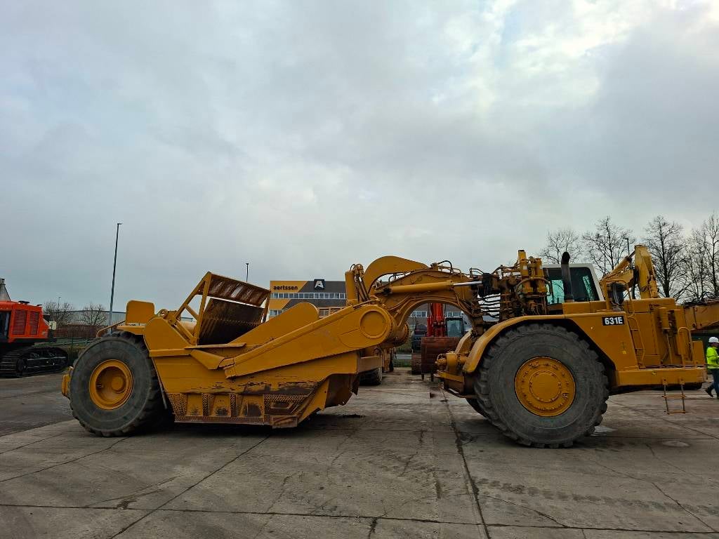 CAT 631E II (3 pieces available) 1987 ATR-2144 631E II (3 pieces available) 1987 1 image 12