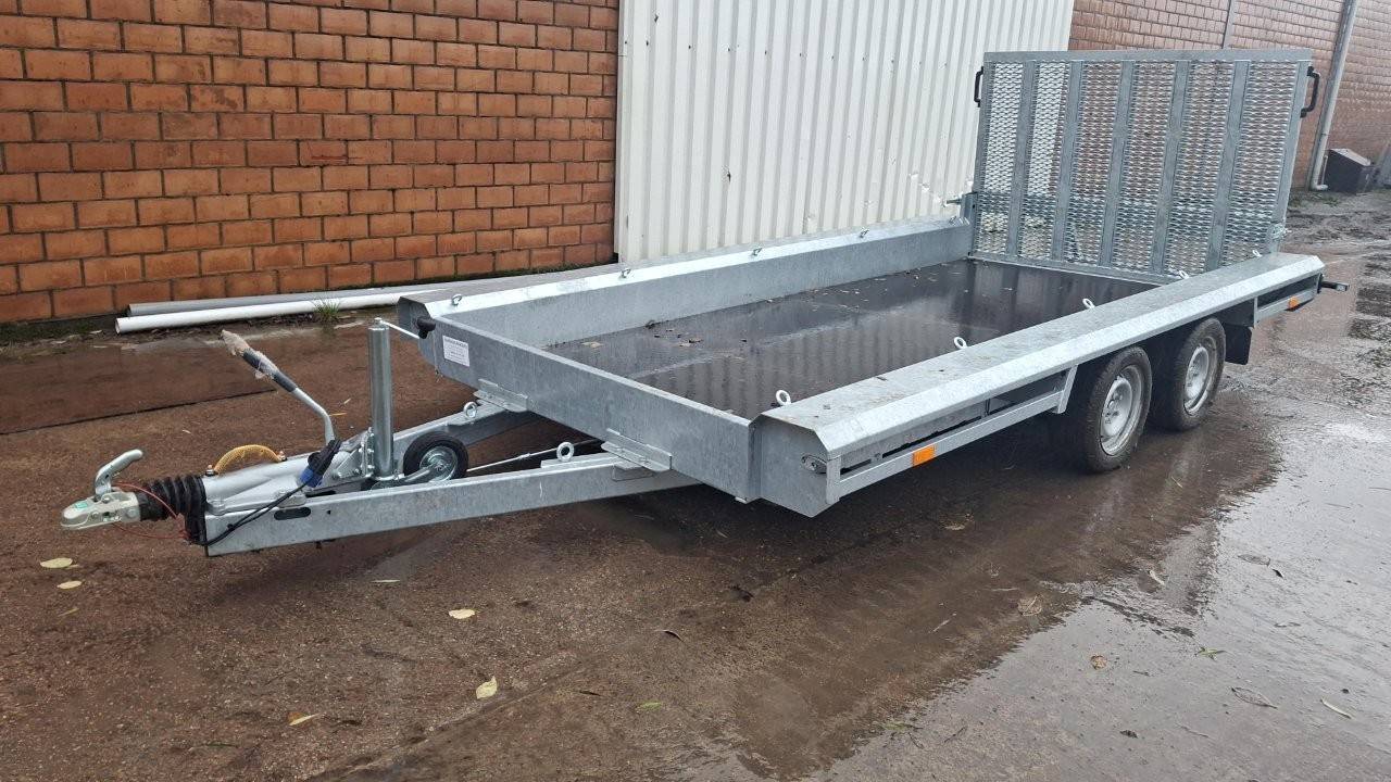Machinetratnsporter 4.0x1.80m Onbekend 1 image 3