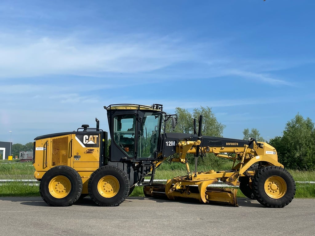 Caterpillar 12M 2011 00032663 12M 2011 1 image 5