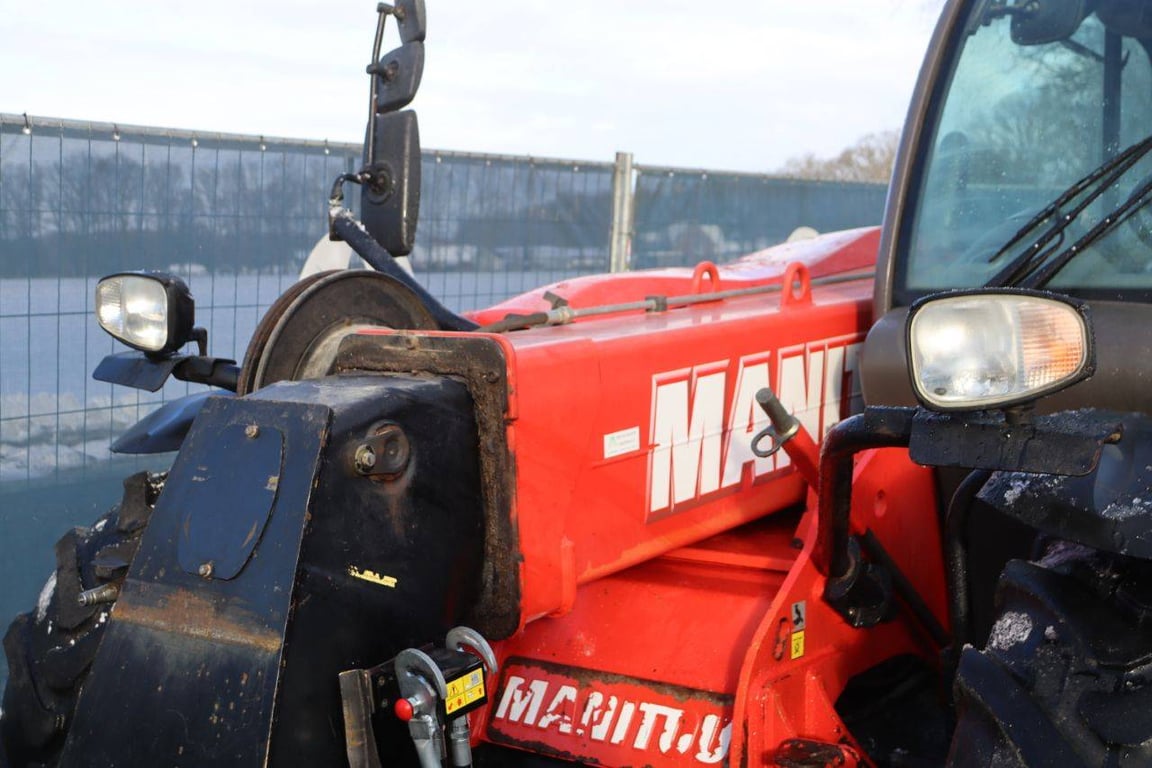 Heavy machinery product image - Image 12 of 15