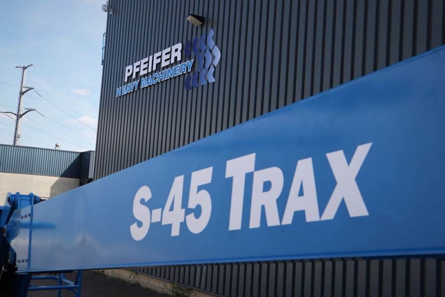 Genie S45XC Trax Valid inspection, *Guarantee! Diesel, 4 2022 GENIE - S45XC Trax - 61230 S45XC Trax Valid inspection, *Gua...