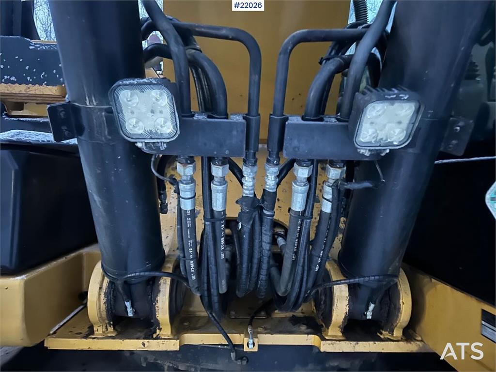 CAT 324E excavator with/ GPS and grading bucket. WATCH 2012 22026 324E excavator with/ GPS and grading bucket. WATCH 2012 ...