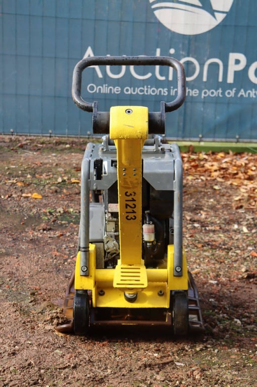 Vibrating plate Wacker Neuson DPU3760 Diesel 4.2kW 2016 2016 Neuson DPU3760 2016 1 image 4