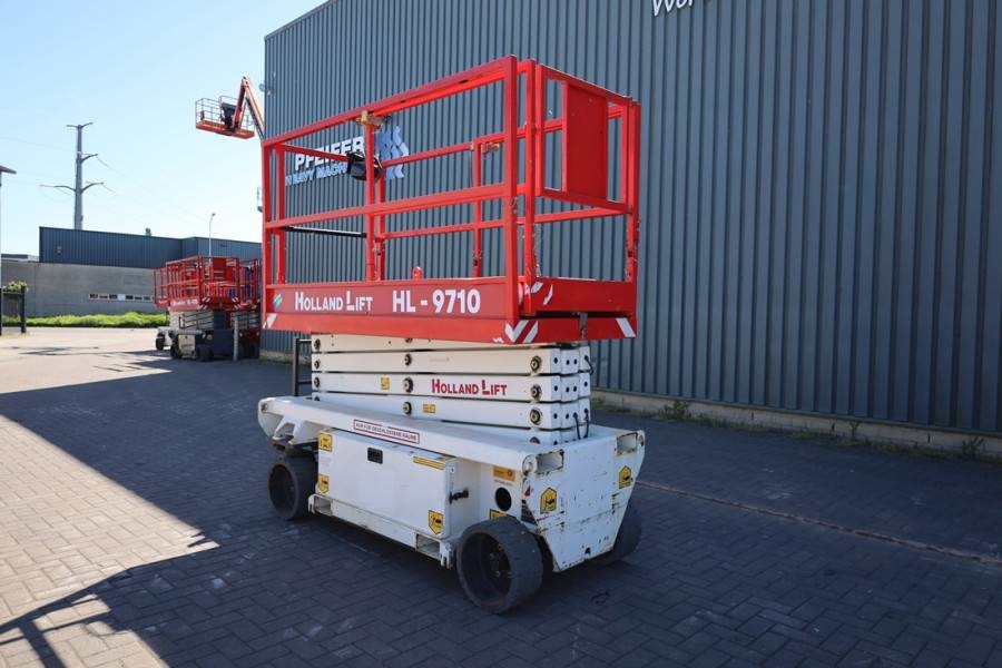 Holland Lift Ecostar HL-9710 Electric, 12m Working Height, 325k 2014 HOLLAND LIFT - Ecostar HL-9710 - 63513 Holland lift E...