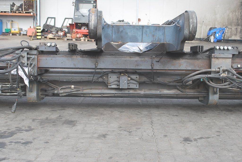 Kalmar 20-40 feet Sidespreader 2004 DIV1091 20-40 feet Sidespreader 2004 1 image 6