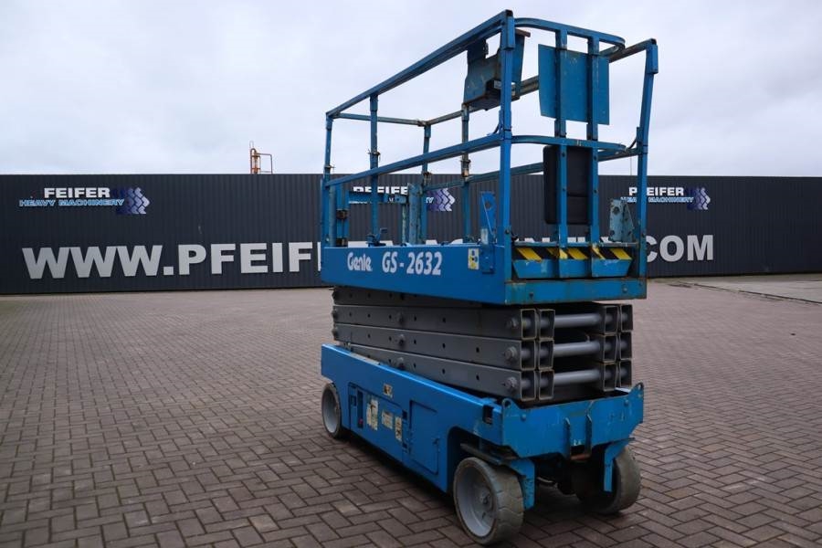 Genie GS2632 Electric, Working Height 10m, 227kg Capacit 2008 GENIE - GS2632 - 62677 GS2632 Electric, Working Height 10m, ...