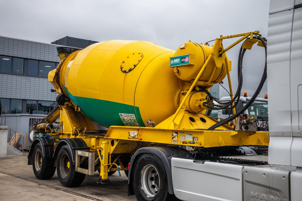 IMER BETON MIXER/MALAXEUR/MISCHER-10M3- STEERING AXLE 2017 E61057 Imer BETON MIXER/MALAXEUR/MISCHER-10M3- STEERING AXLE 20...