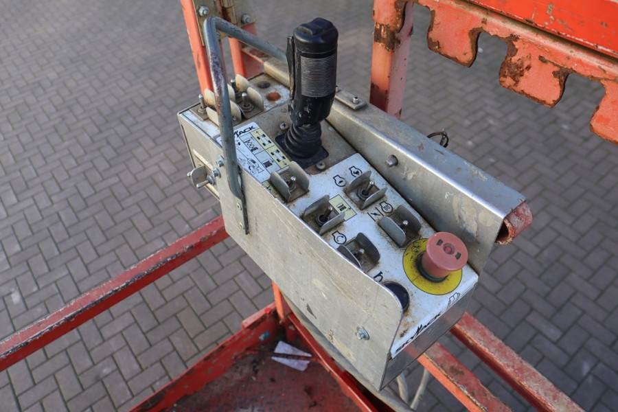 SkyJack SJ6826 Diesel, 4x4 Drive, 10m Working Height, 567k 2014 SKYJACK - SJ6826 - 62024 SJ6826 Diesel, 4x4 Drive, 10m Wor...