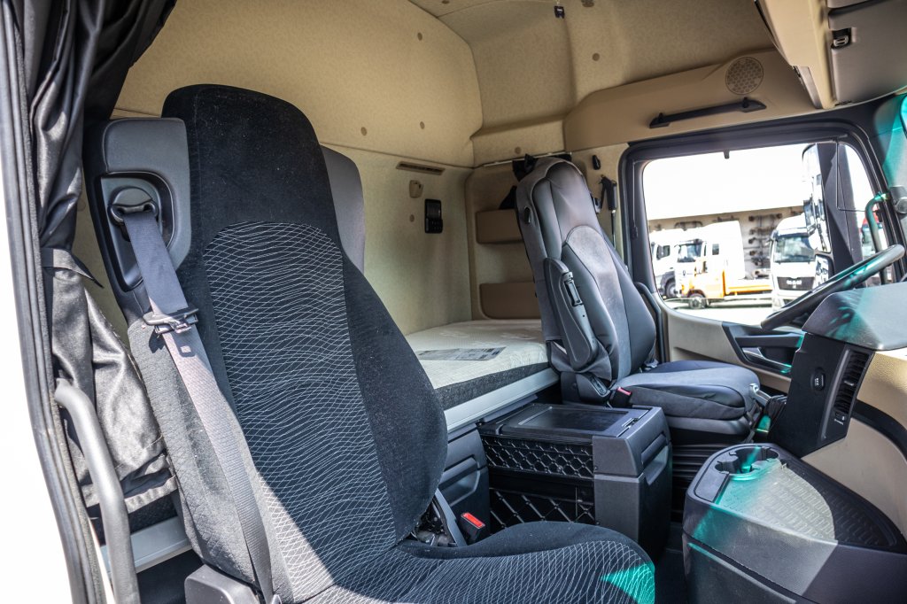 MERCEDES ACTROS 1845 LS 2017 E60366 ACTROS 1845 LS 2017 1 image 12
