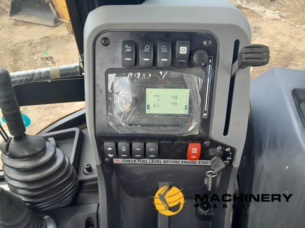 Heavy machinery product image - Image 5 of 6