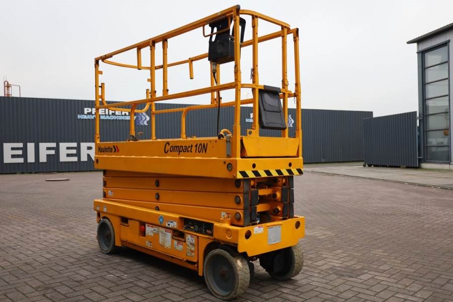 Haulotte Compact 10N As-Is, Electric, 10m Working Height, 2 2015 HAULOTTE - Compact 10N - 90247 Compact 10N As-Is, Electri...