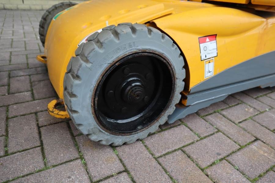 Haulotte STAR 10 Electric, 10m Working Height, 3m Reach, 20 2011 HAULOTTE - STAR 10 - 61684 STAR 10 Electric, 10m Working ...