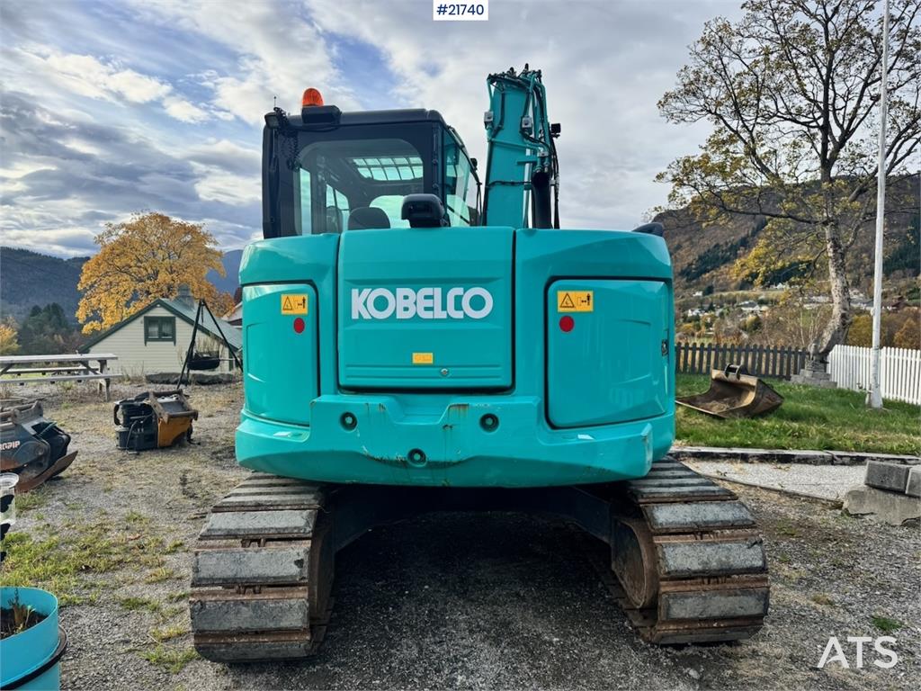 Kobelco SK75SR-3E w/ Rototilt, 2 buckets and grapple. 1850 2018 21740 SK75SR-3E w/ Rototilt, 2 buckets and grapple. 1850 2...