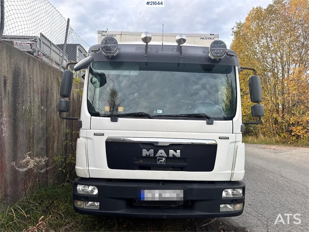 MAN TGL 8.220 4x2 Box Truck. 2011 21644 TGL 8.220 4x2 Box Truck. 2011 1 image 8