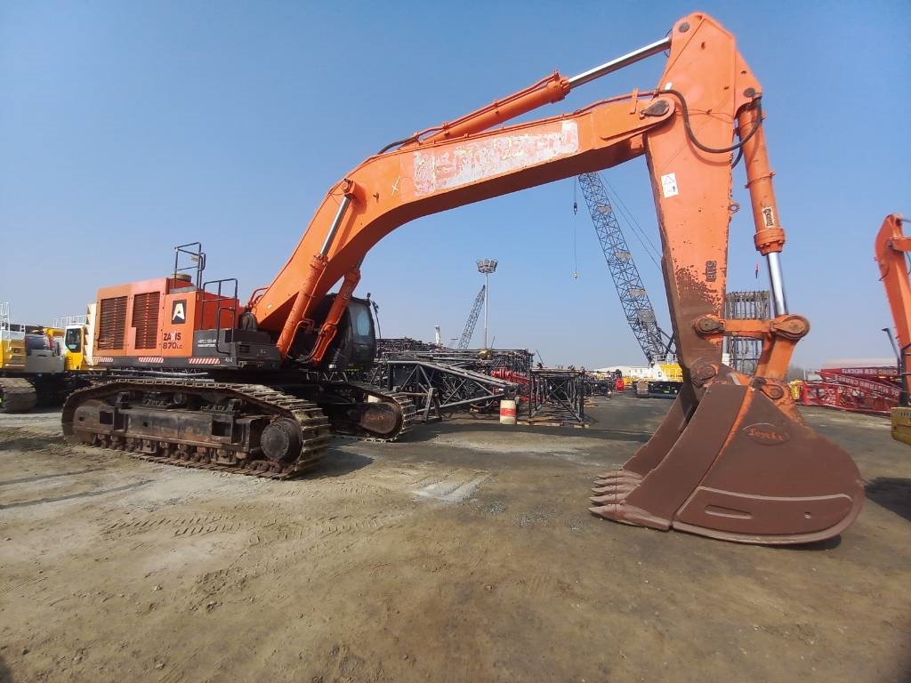 CAT ZX870-5G (Medium Reach 14m in Abu Dhabi) 2018 ETR-1175 ZX870-5G (Medium Reach 14m in Abu Dhabi) 2018 1 Crawler Excavat...