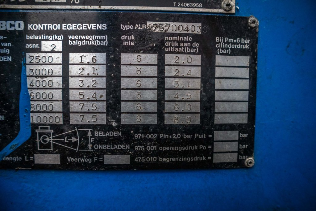 TERBERG TERBERG RT28 - 4X4 1997 E62272 Terberg TERBERG RT28 - 4X4 1997 1 image 11