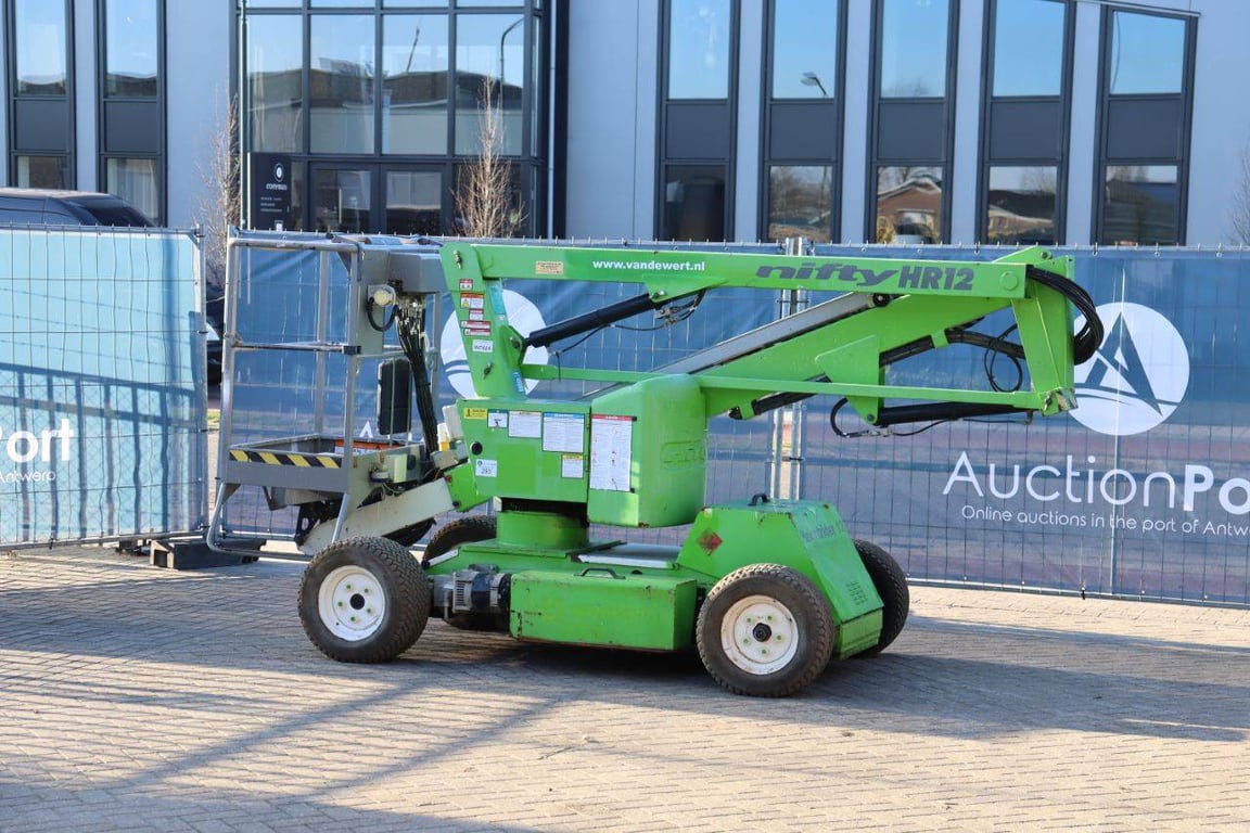 Niftylift HR12NDE Hybrid 12m Articulated Boom Lift 2016 2016 Niftylift HR12NDE Mktb 2016 1 image 3
