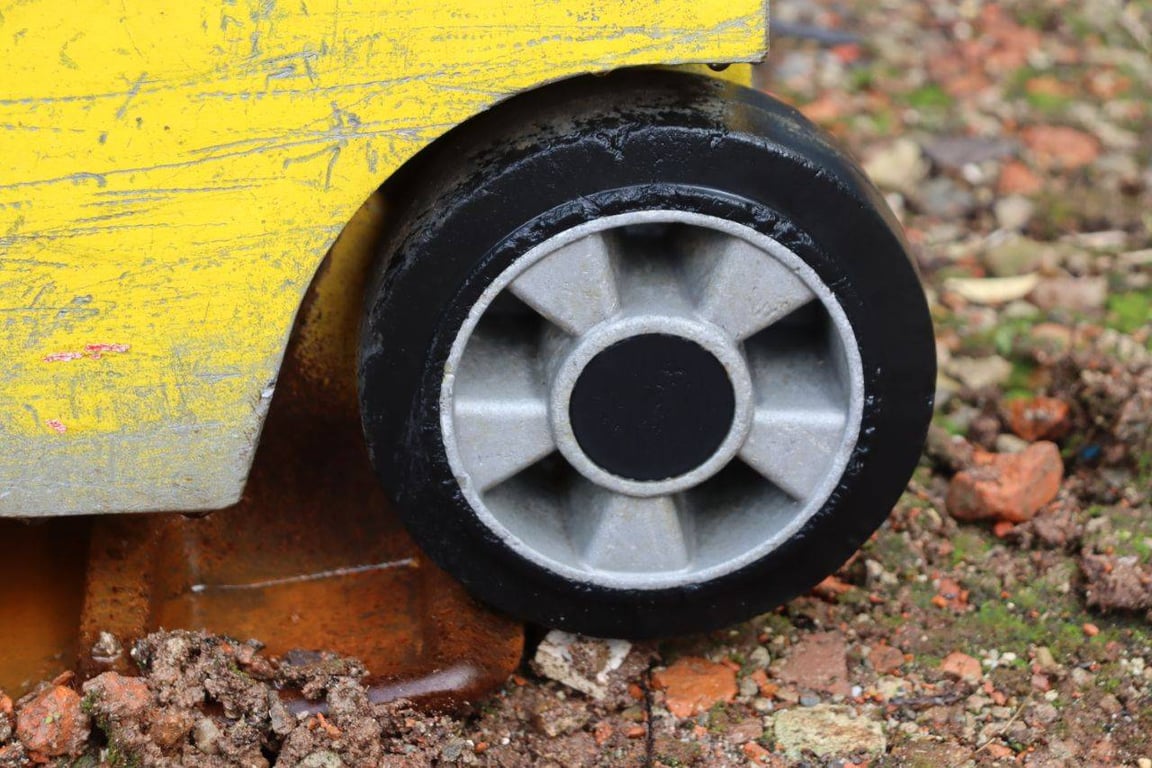 Vibrating plate Wacker Neuson DPU3050 Diesel 4.2kW 2016 2016 Neuson DPU3050 2016 1 image 11