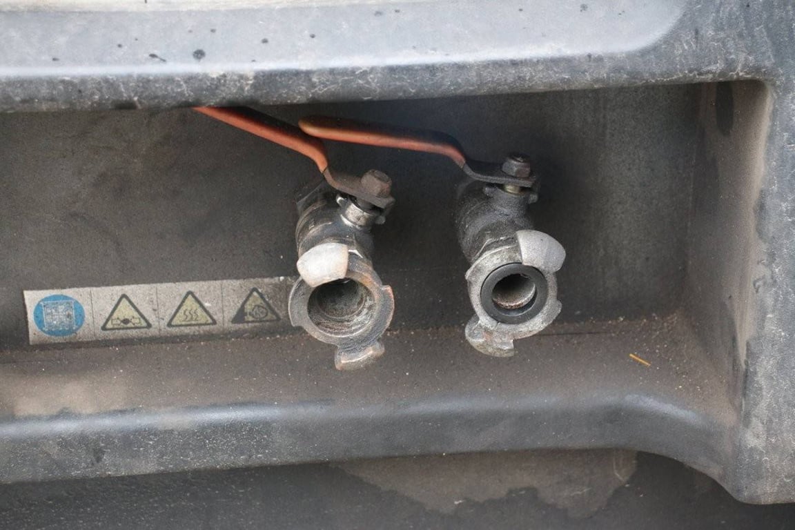 Compressor Compair C50 Diesel 2009 2009 Compair C50 2009 1 Compressors image 11
