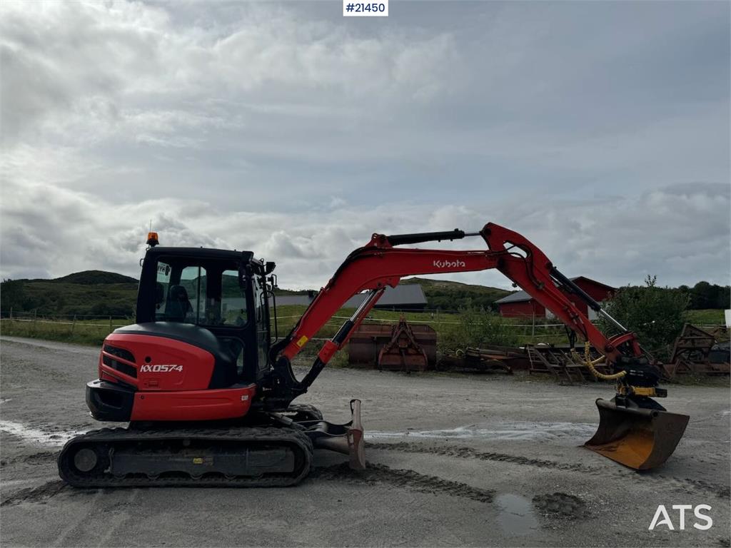 Kubota KX057-4 Tracked excavator w/ sanding bucket and ro 2013 21450 KX057-4 Tracked excavator w/ sanding bucket and ro 20...