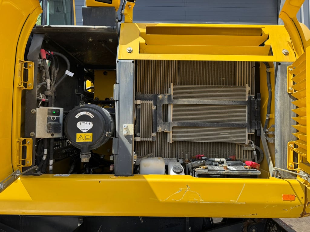 Komatsu PW180-11 2019 00033339 PW180-11 2019 1 image 15