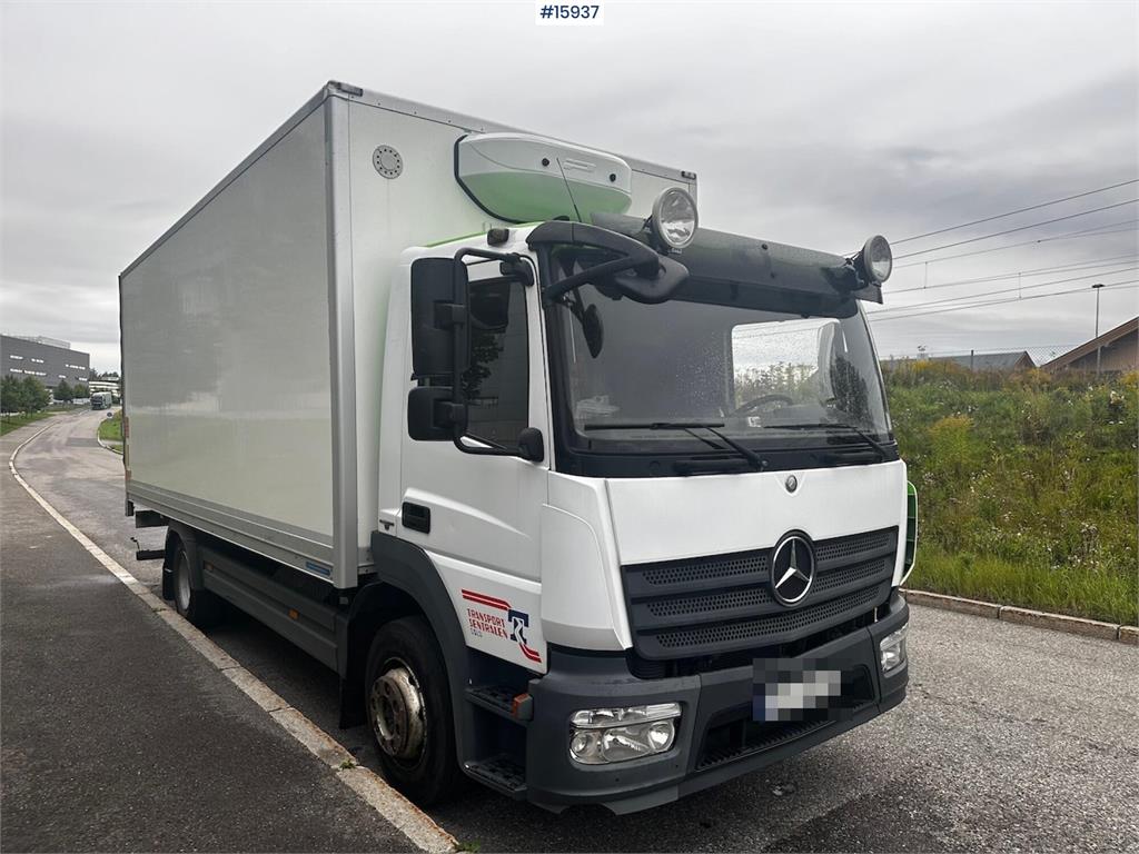 Mercedes-Benz Atego Truck w/ rear lift. 2015 15937 Atego w/ rear lift. 2015 1 image 2