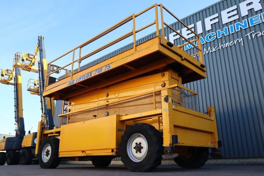 JLG 210-25 Diesel, 4x4 Drive, 23m Working Height, 1000 2011 JLG - 210-25 - 62404 210-25 Diesel, 4x4 Drive, 23m Working Hei...