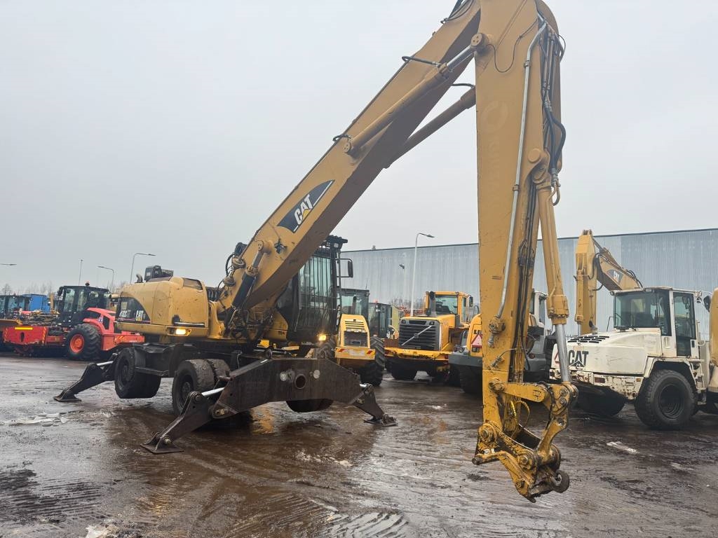 CAT M 322 C 2005 5451 M 322 C 2005 1 Other cranes image 7