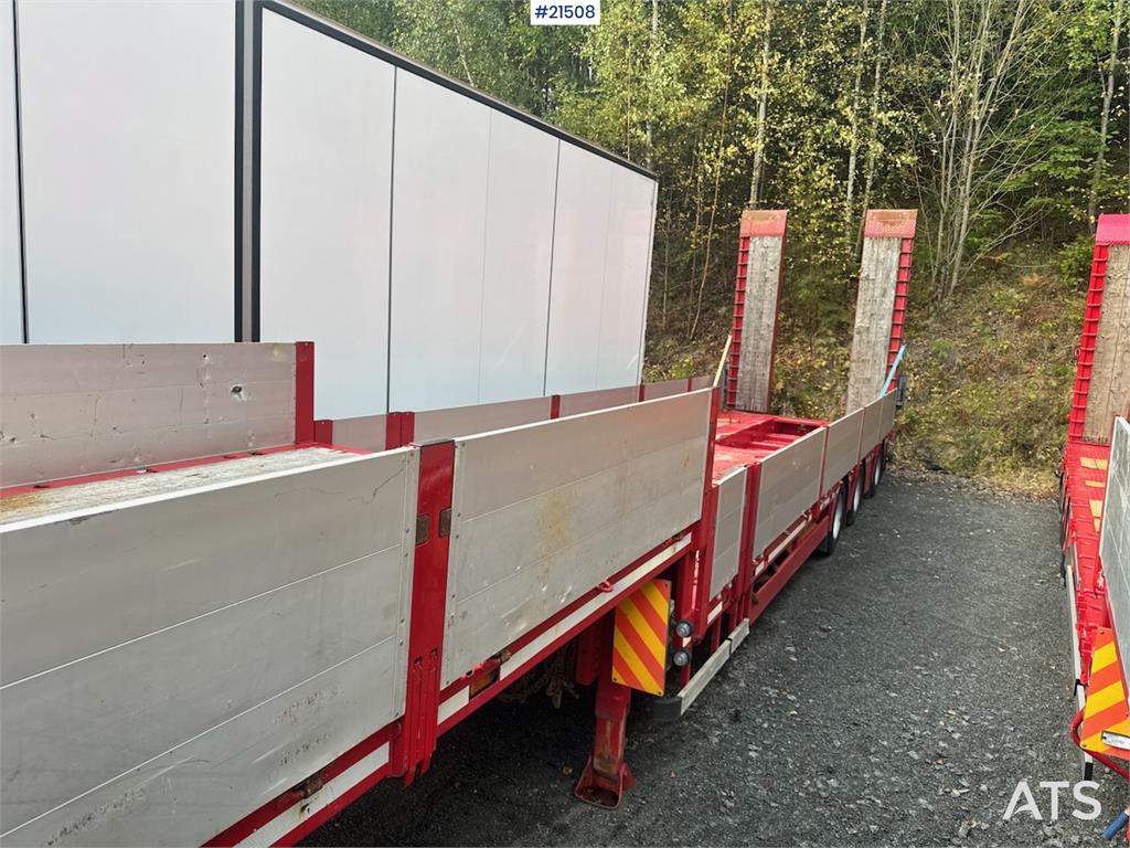 Doll Machinery Semi w/ Widening and Hydraulic Bridges. 2018 21508 Doll Machinery Semi w/ Widening and Hydraulic Bridges. 2...