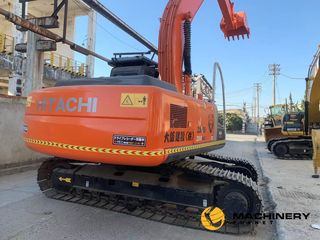 Hitachi ZX200G-3 Crawler Excavator Original For Sale ZX200G-3 2020 1 Crawler Excavators image 6
