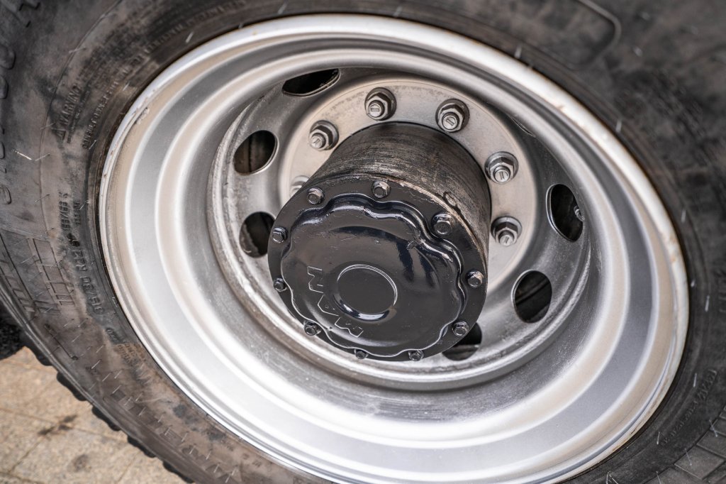 MAN TGX 26.580 XL BLS+INTARDER+BIG AXLES+HYDR. 2017 E64742 TGX 26.580 XL BLS+INTARDER+BIG AXLES+HYDR. 2017 1 image 11