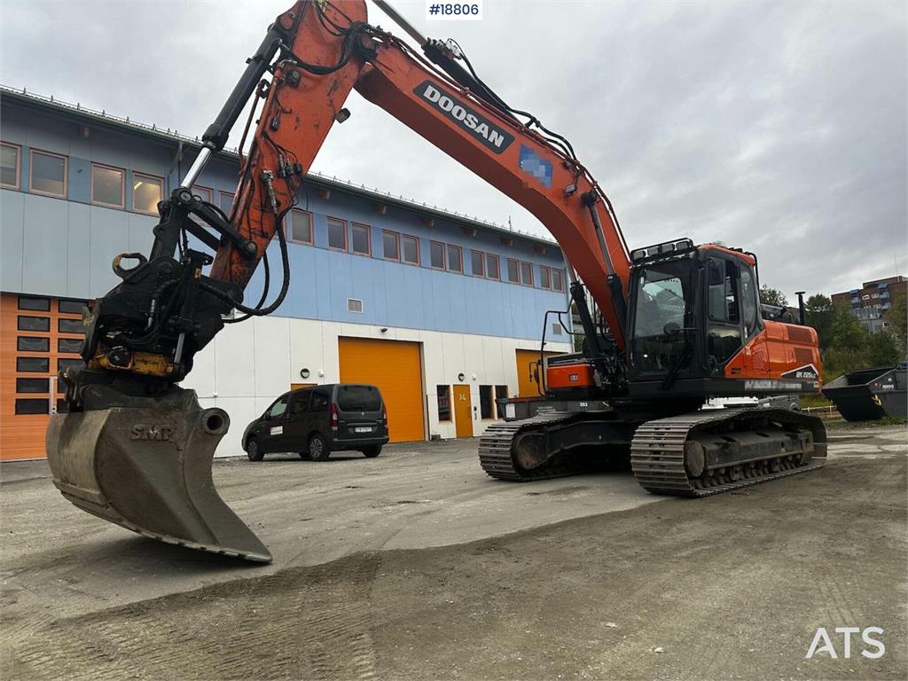 Doosan DX225LC 2022 18806 DX225LC 2022 1 Crawler Excavators image 16