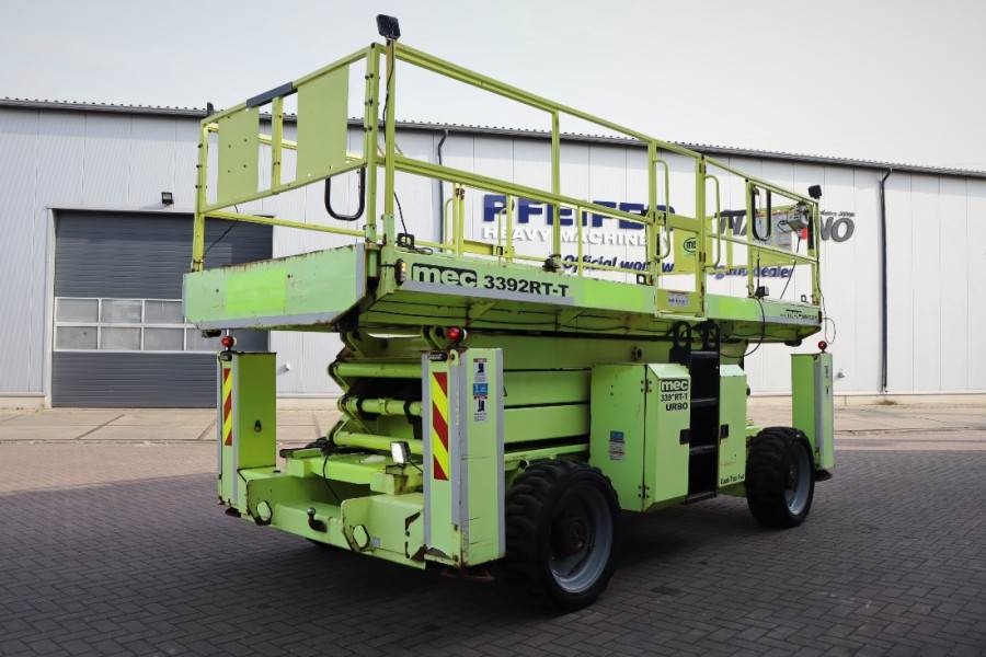 MEC 3392RT-T Diesel, 4x4 Drive, 12m Working Height, 12 2015 MEC - 3392RT-T - 61259 3392RT-T Diesel, 4x4 Drive, 12m Working...