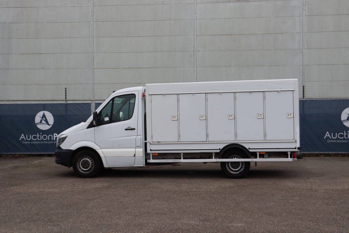 Mercedes-Benz Sprinter Diesel 2016 Box Truck 2016 Sprinter 2016 1 image 3