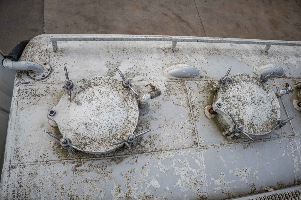 RENAULT T 460+SILO/ 5 COMP. 2016 E62662 Renault T 460+SILO/ 5 COMP. 2016 1 image 4