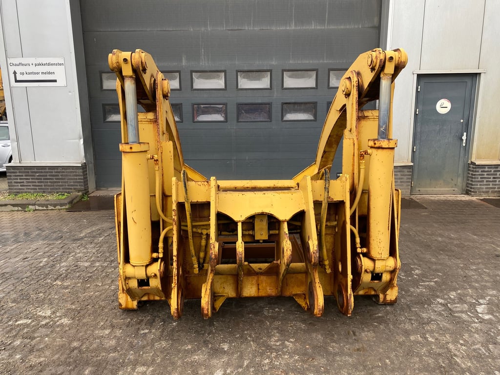 Caterpillar Logging forks Grapple to fit 980G / 980H 2015 00029729 Logging forks Grapple to fit 980G / 980H 2015 1 image 2