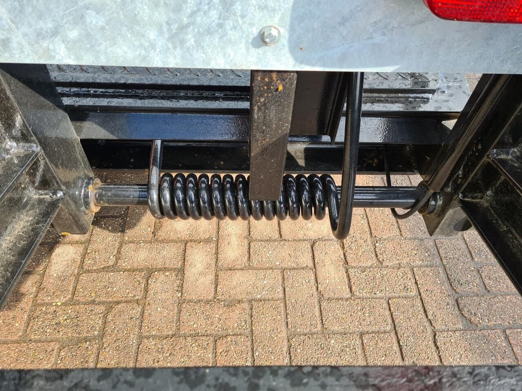 Heavy machinery product image - Image 10 of 13