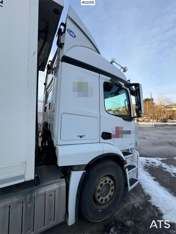 Mercedes-Benz Actros 1836 4x2 box truck with tail lift and side 2014 22215 Actros 1836 4x2 box with tail lift and side 201...
