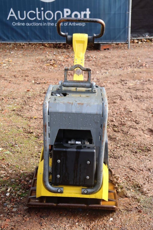 Vibrating plate Wacker Neuson DPU3760 Diesel 4.2kW 2016 2016 Neuson DPU3760 2016 1 image 7