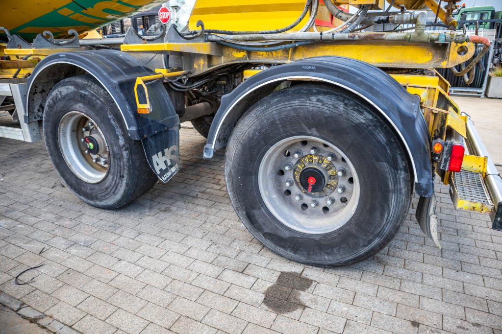 CIFA BETON MIXER/MALAXEUR/MISCHER-12M3- STEERING AXLE 2017 E61054 CIFA BETON MIXER/MALAXEUR/MISCHER-12M3- STEERING AXLE 20...