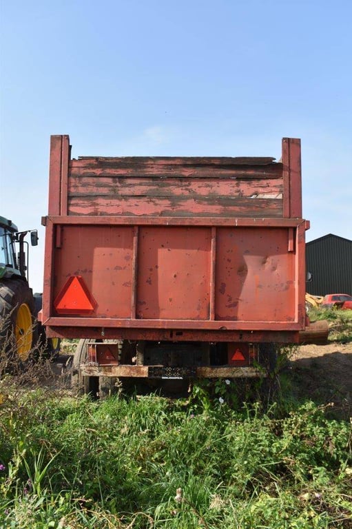 Lyonnet BL12 tipper trailer 1999 Lyonnet BL12 1999 1 image 6