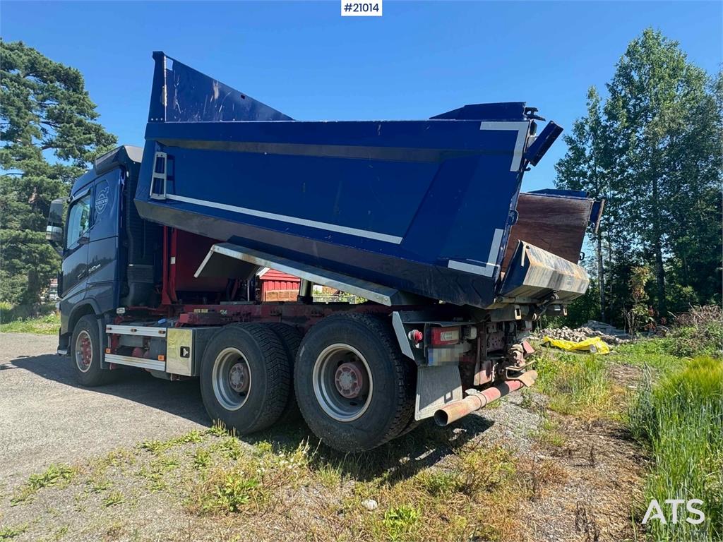 Volvo FH 540 6x4 tipper truck. Recently painted. 2017 21014 FH 540 6x4 tipper truck. Recently painted. 2017 1 Tipper truck...
